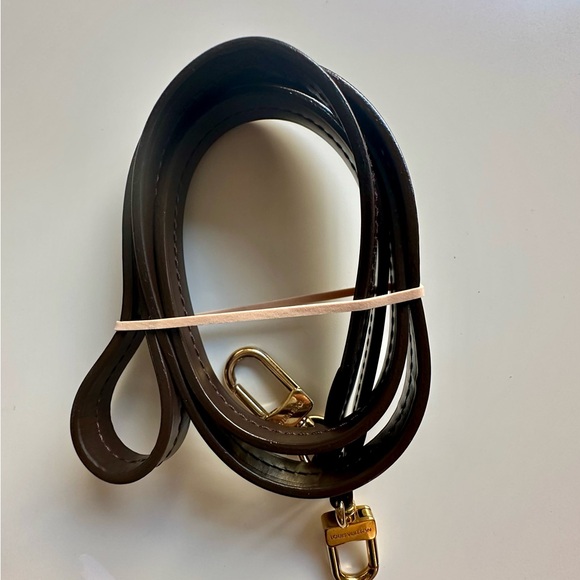 Louis Vuitton Croissete DE - Picture 10 of 10